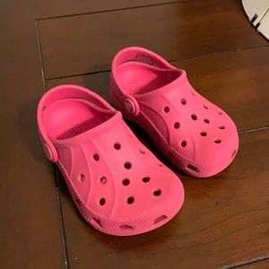 Toddler Crocs sized 6/7